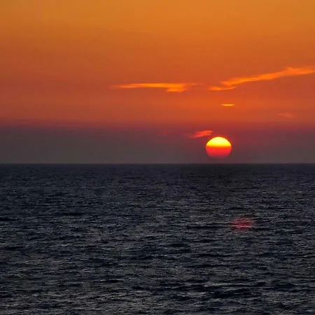 Sunset House